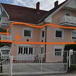 Gitta Apartmanhaz