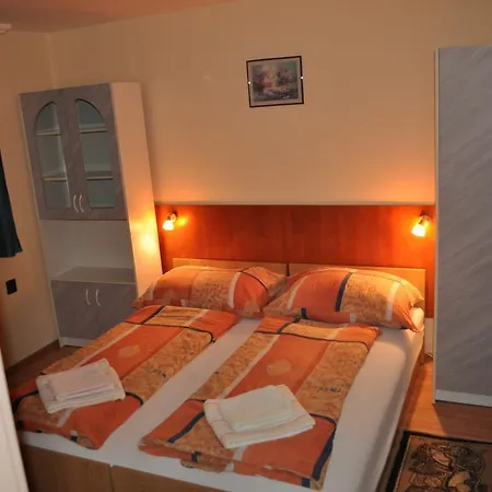Gitta Apartmanhaz