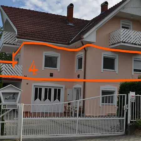 Gitta Apartmanhaz